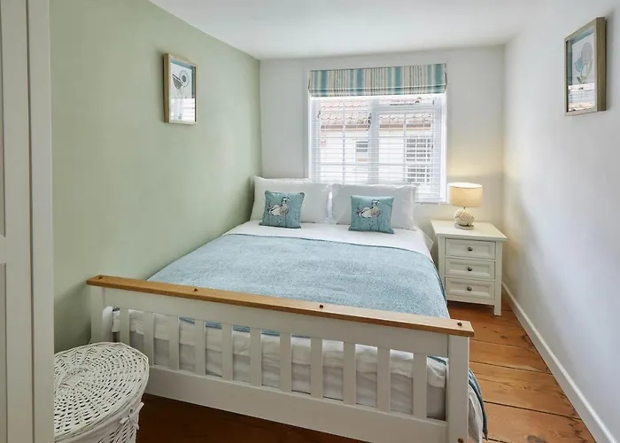 Holiday home Host & - Dolphin 1736 Whitby